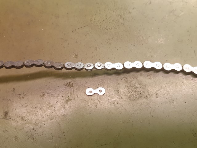 Elliot pubklok pubclock snekketting met schakels