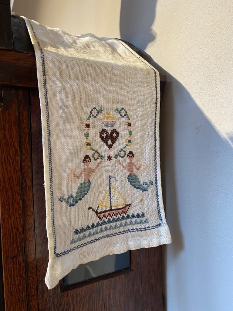 Klokkleedjes voor een antieke Friese klok (2)